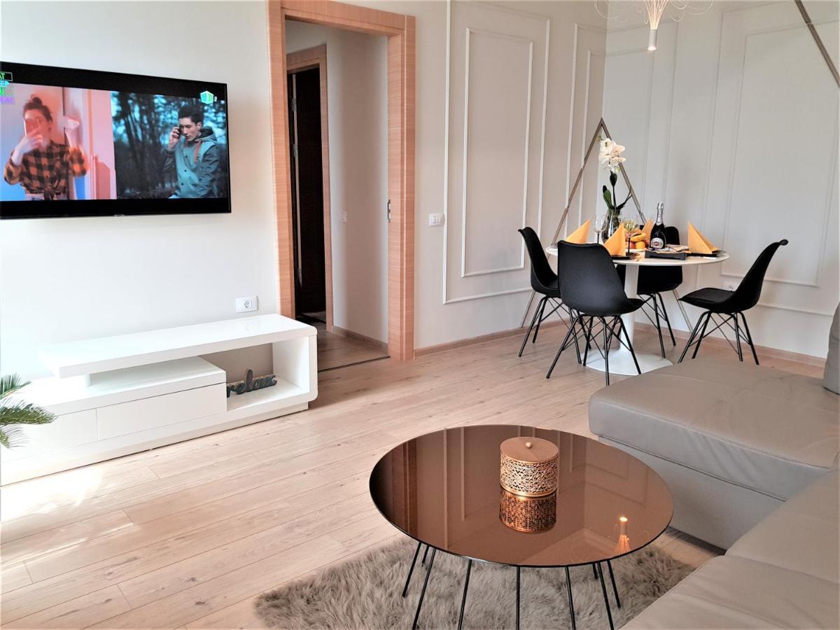 Evy Deluxe Apartment 马马亚 外观 照片
